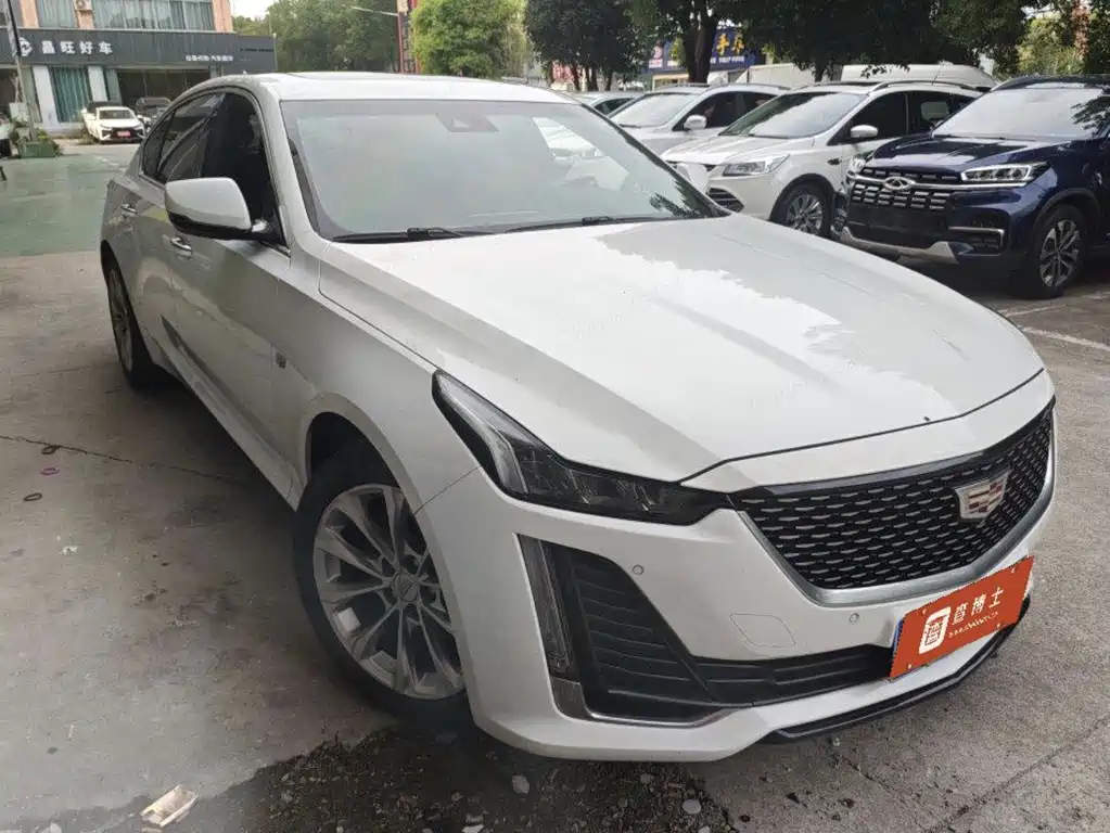 Cadillac CT5 — фото 11