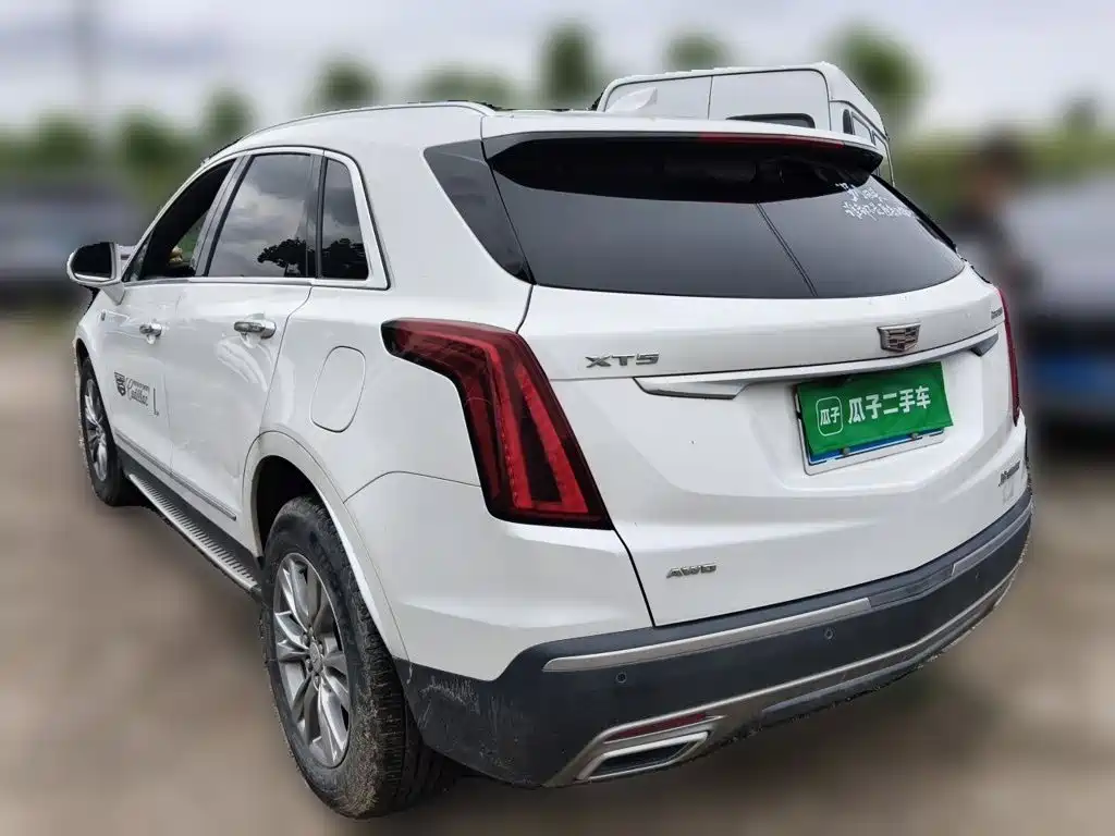Cadillac XT5 — фото 25