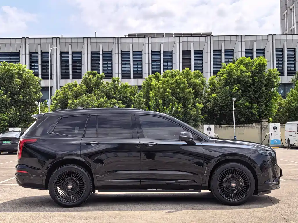 Cadillac XT6 — фото 3