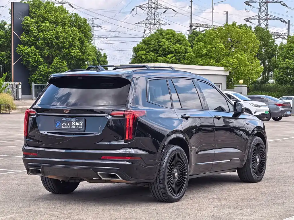Cadillac XT6 — фото 6