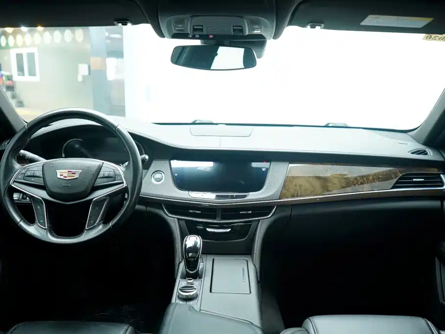 Cadillac CT6 — фото 3