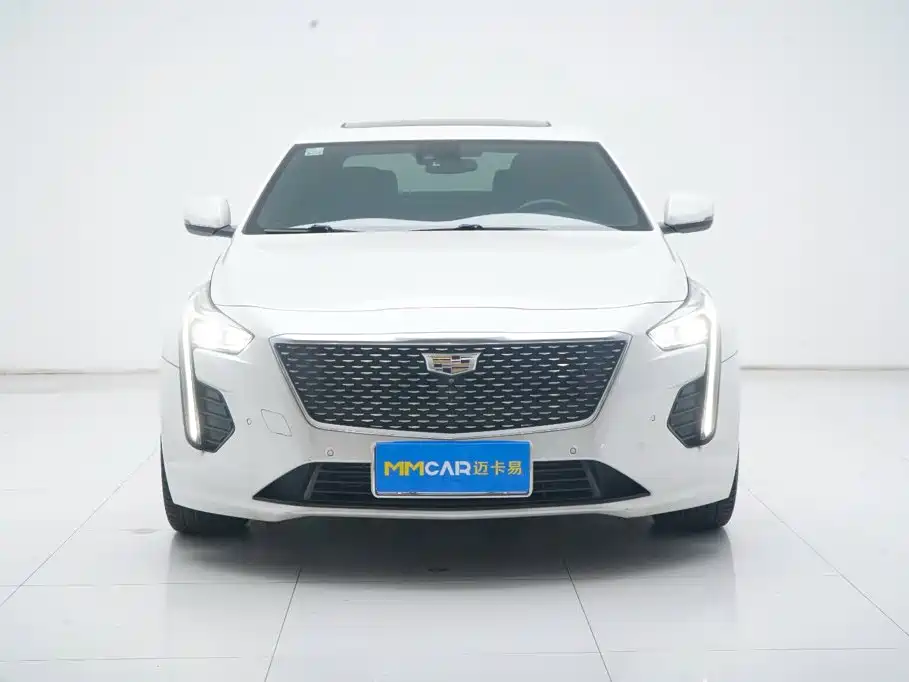 Cadillac CT6 — фото 10