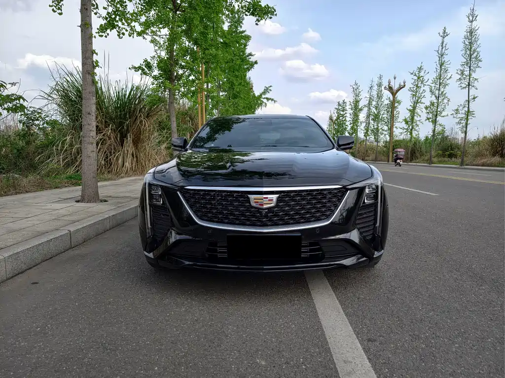 Cadillac CT5 — фото 2