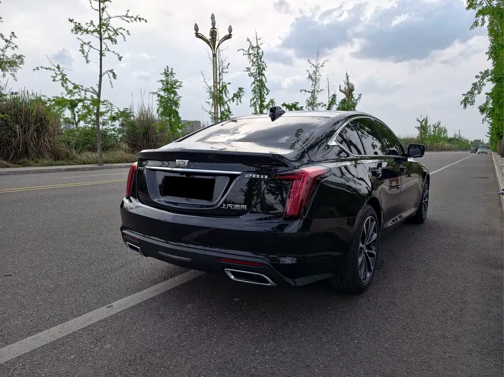 Cadillac CT5 — фото 11