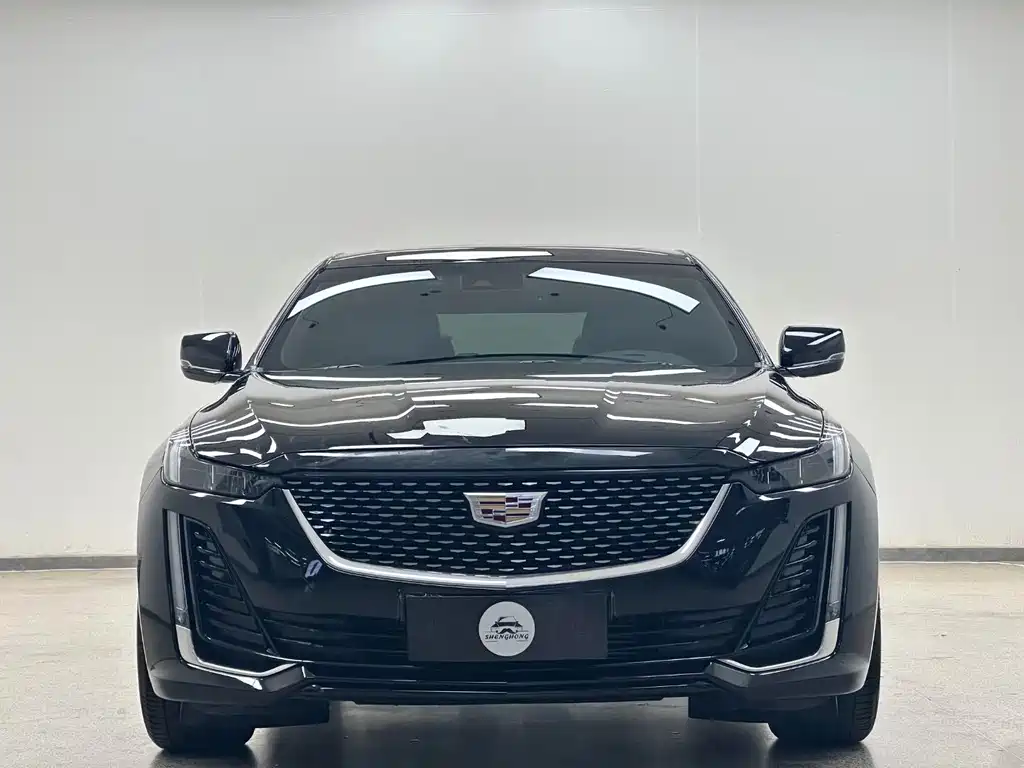 Cadillac CT5 — фото 2
