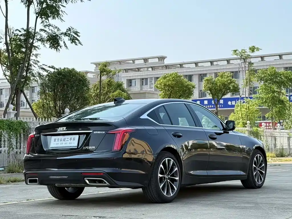 Cadillac CT5 — фото 5