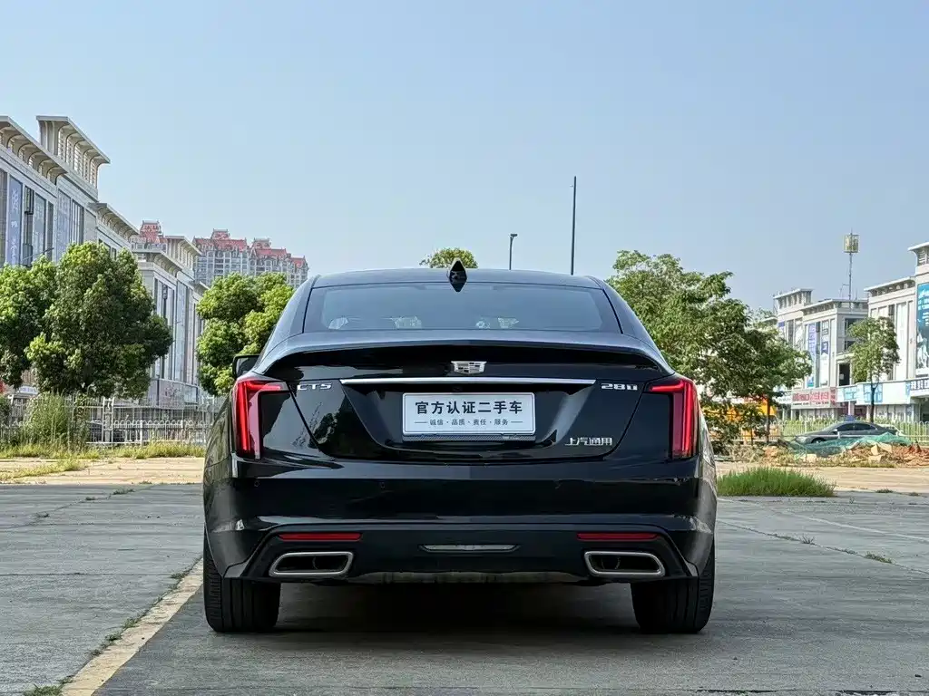 Cadillac CT5 — фото 7