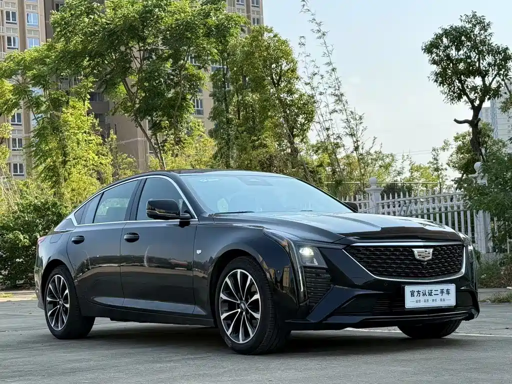 Cadillac CT5 — фото 8
