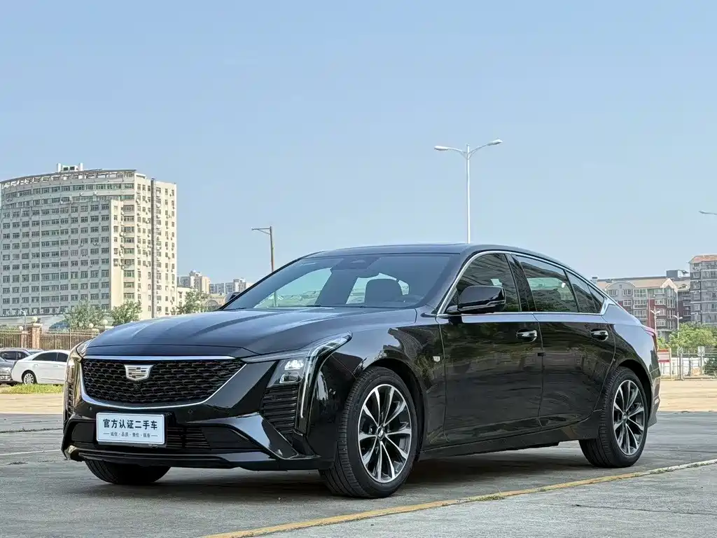 Cadillac CT5 — фото 9