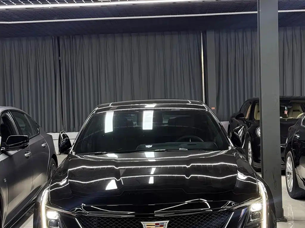 Cadillac CT5 — фото 3