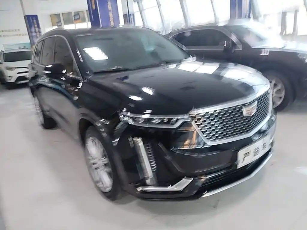Cadillac XT6 — фото 4