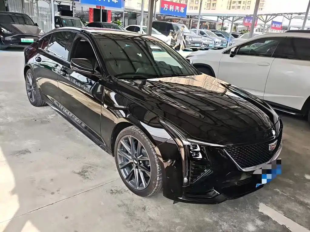 Cadillac CT5 — фото 2