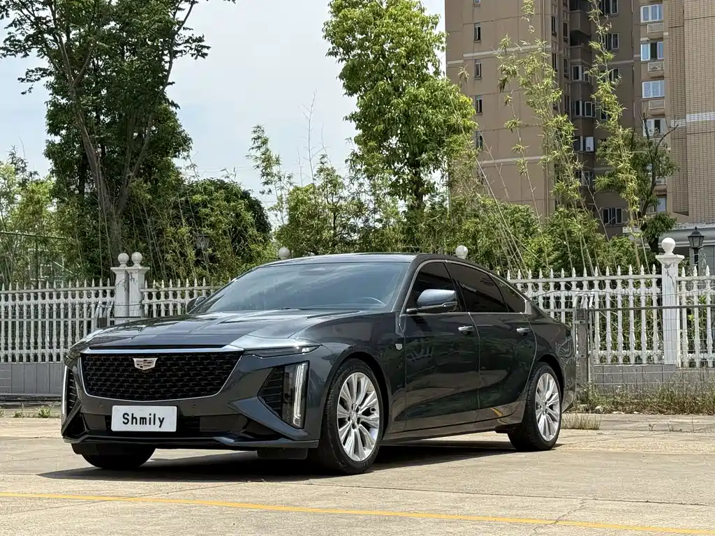 Cadillac CT6 — фото 11