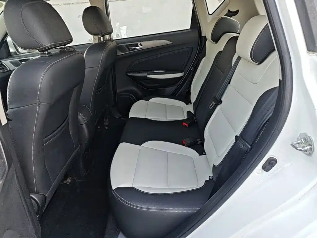 Changan CS35 — фото 17