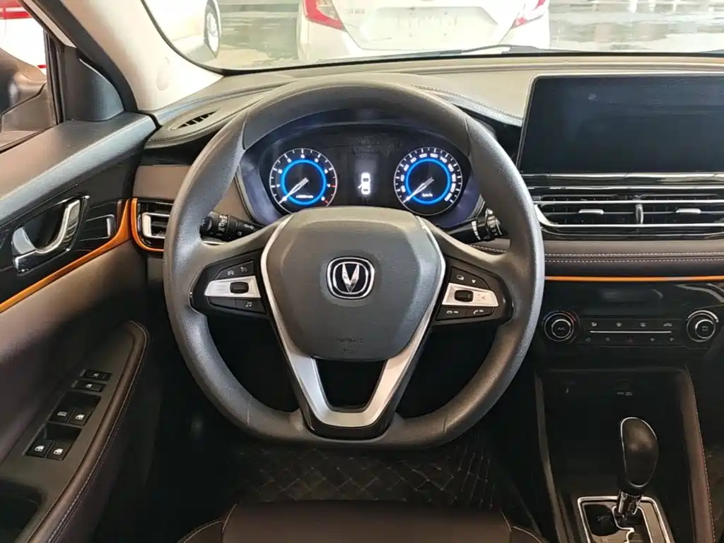 Changan Eado DT — фото 11