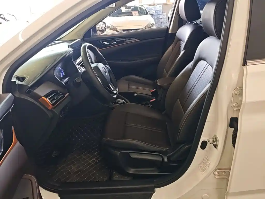 Changan Eado DT — фото 15