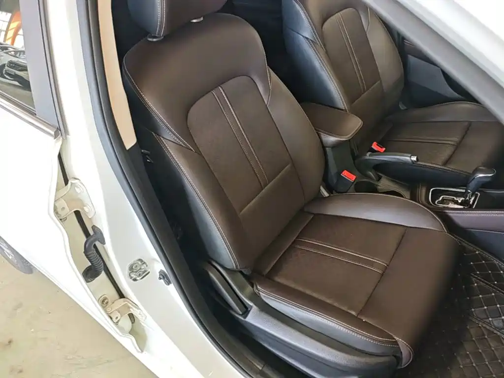 Changan Eado DT — фото 25