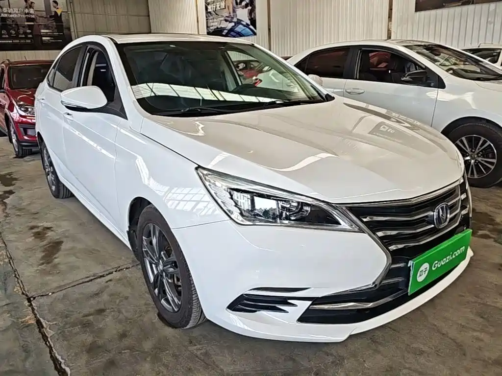 Changan Eado DT — фото 4