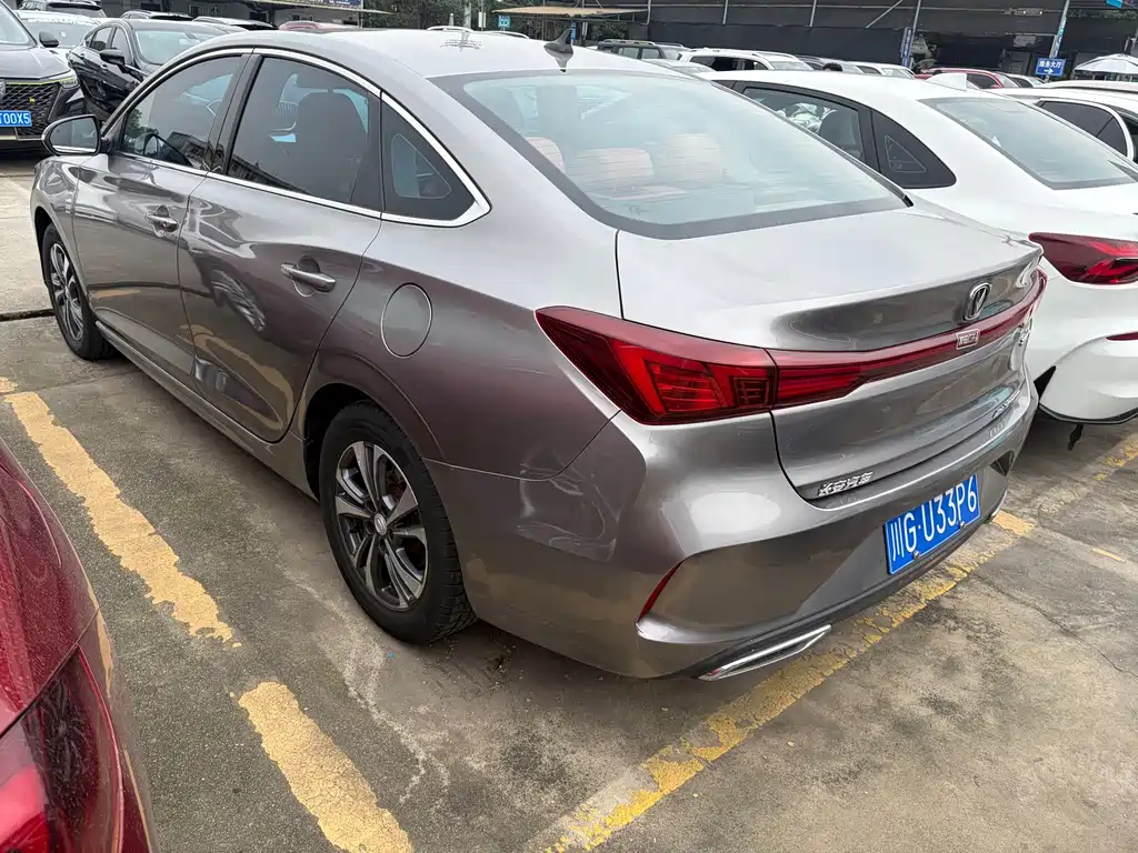 Changan Eado — фото 4