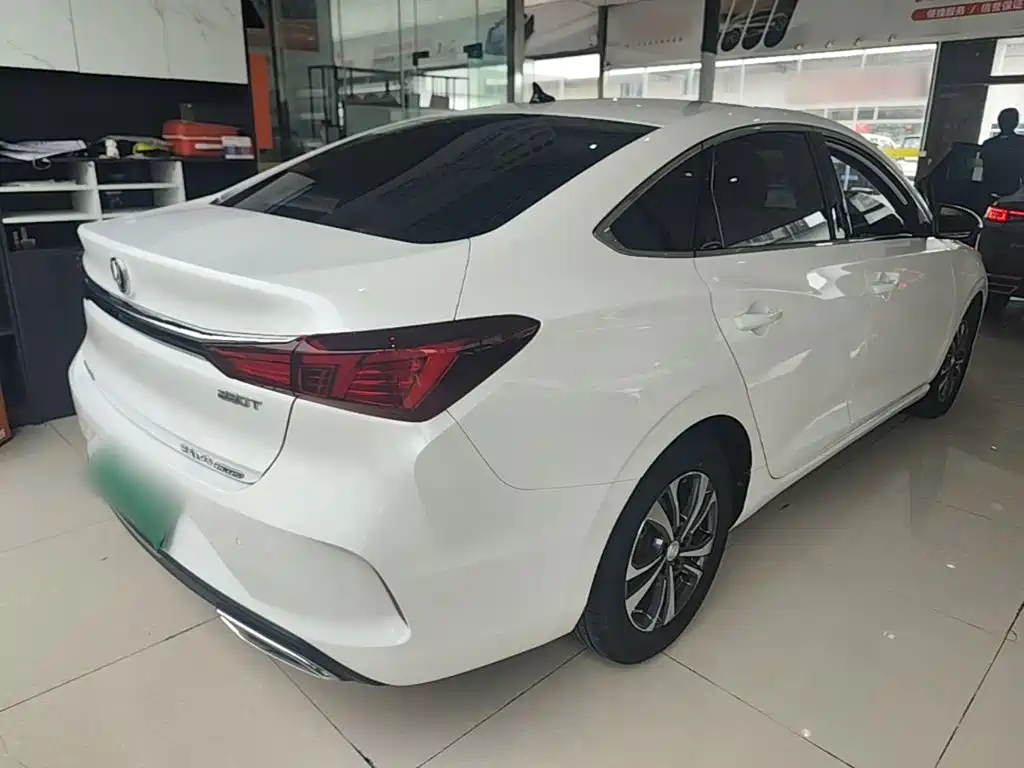 Changan Eado — фото 7