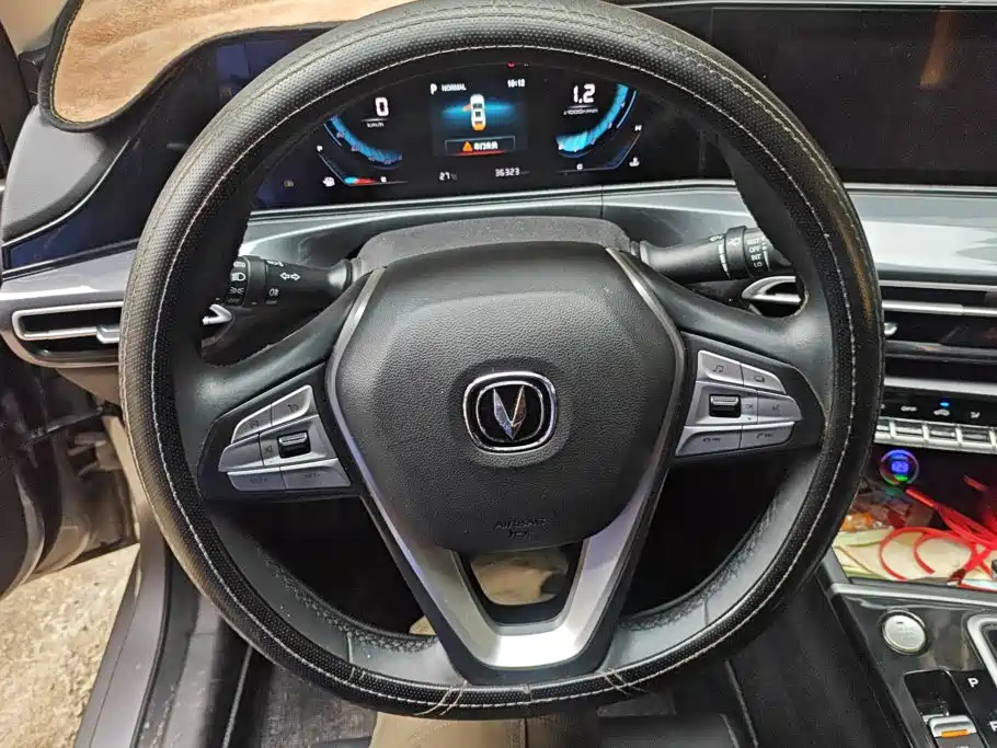 Changan Eado — фото 15