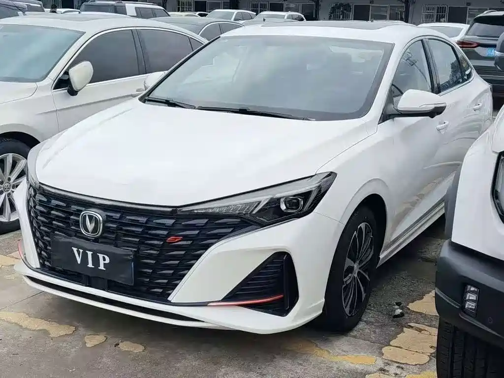 Changan Eado — фото 2
