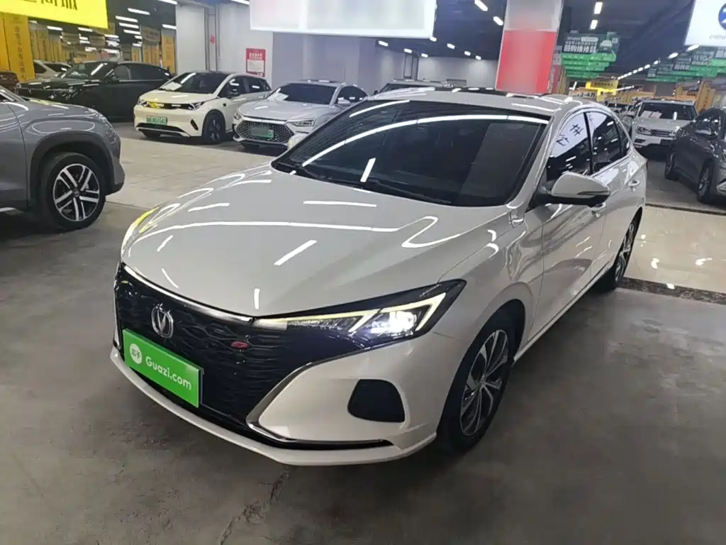 Changan Eado — фото 2
