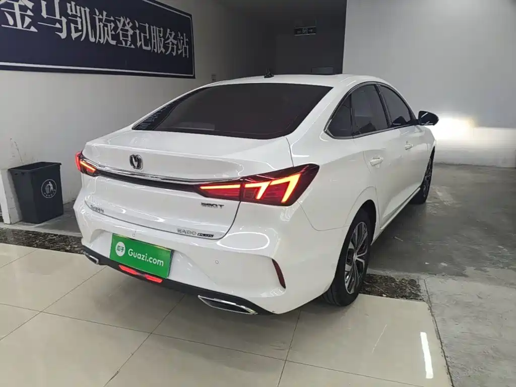 Changan Eado — фото 7