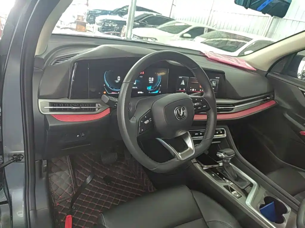 Changan CS55PLUS — фото 10