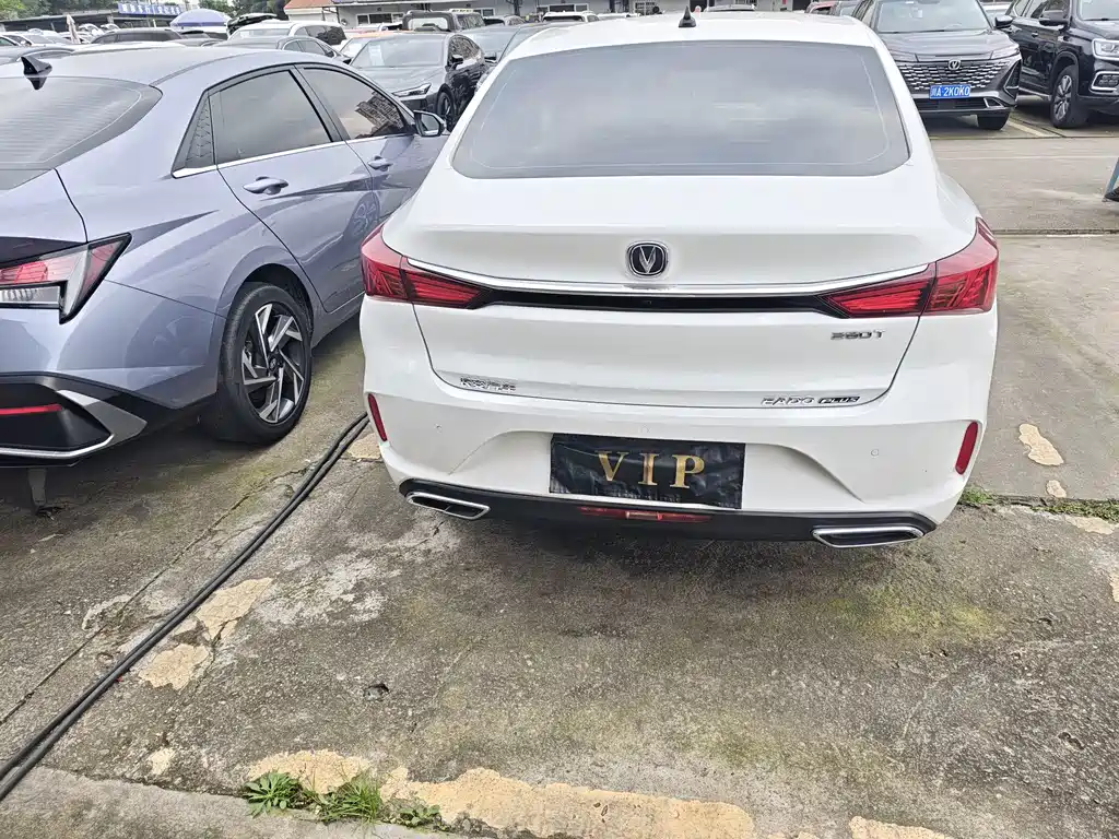 Changan Eado — фото 15