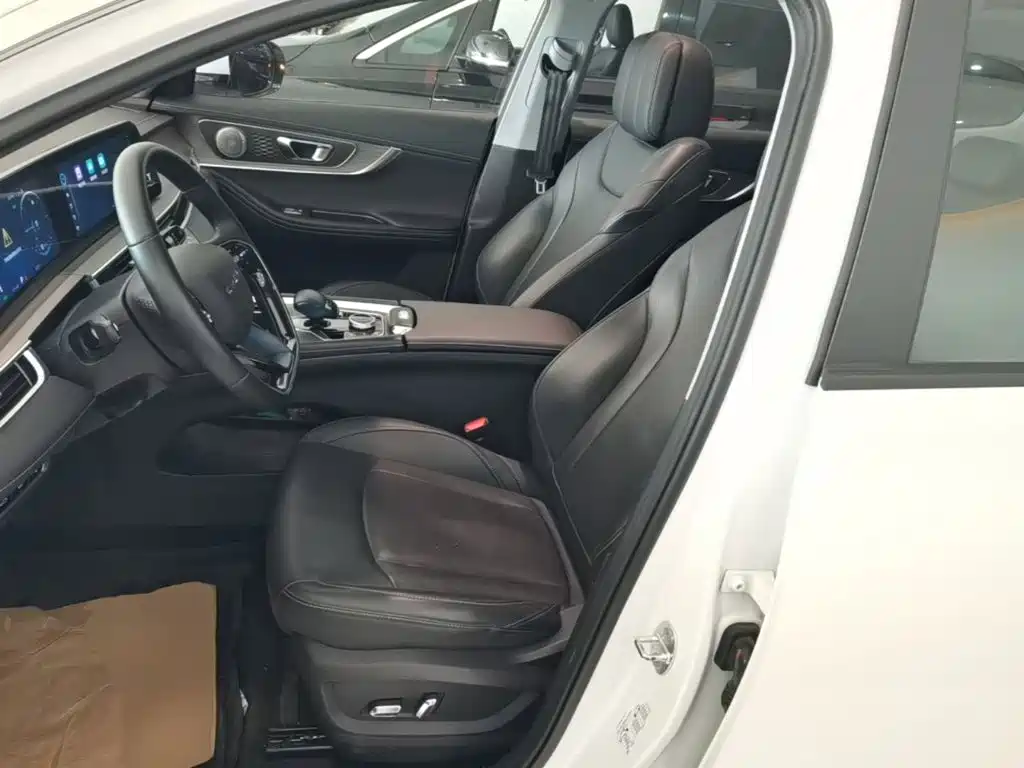 Chery Tiggo 8 PRO NEV — фото 15