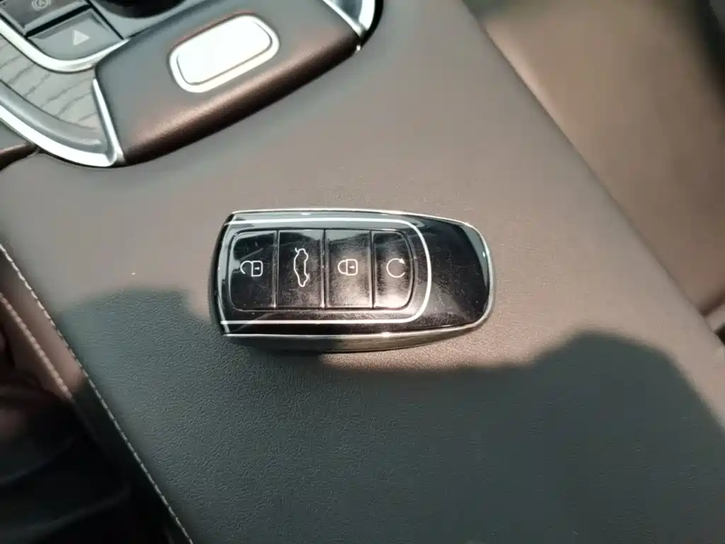 Chery Tiggo 8 PRO NEV — фото 9
