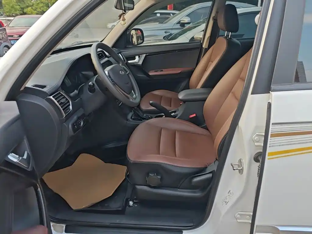 Chery Tiggo 3 — фото 15