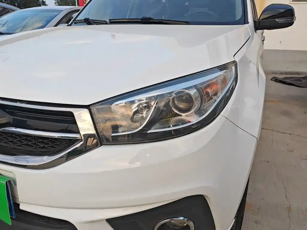 Chery Tiggo 3 — фото 24
