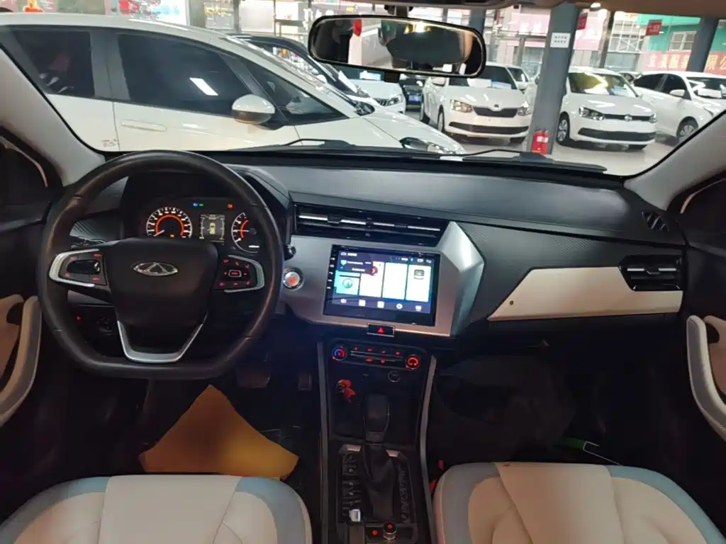 Chery Tiggo 3x — фото 10