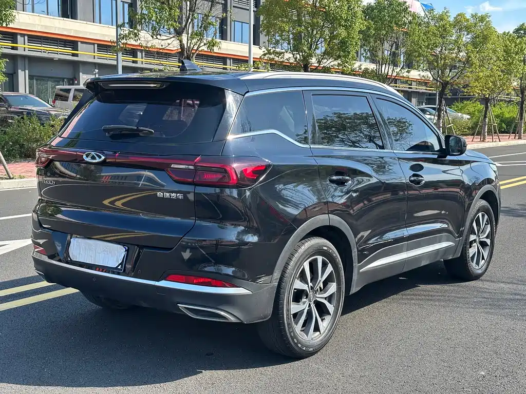 Chery Tiggo 7 — фото 9