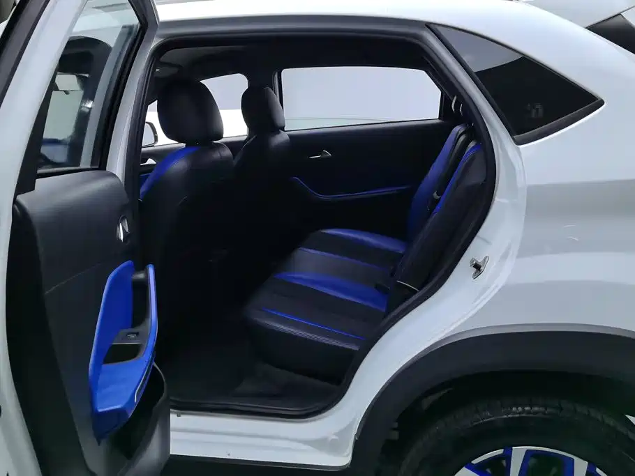 Chery New Energy Tiggo 3xe — фото 11