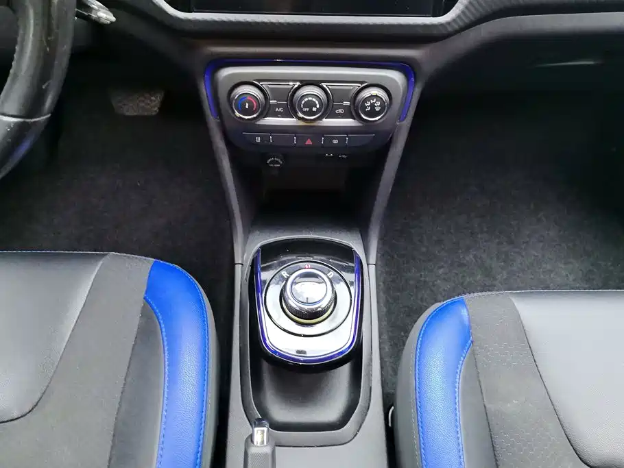 Chery New Energy Tiggo 3xe — фото 16