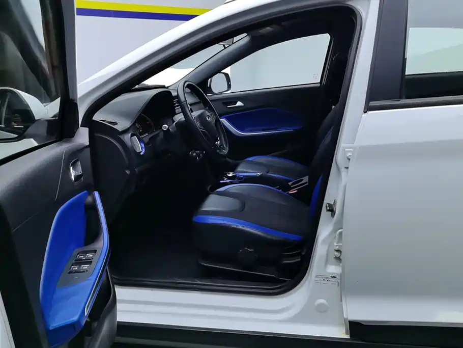 Chery New Energy Tiggo 3xe — фото 9
