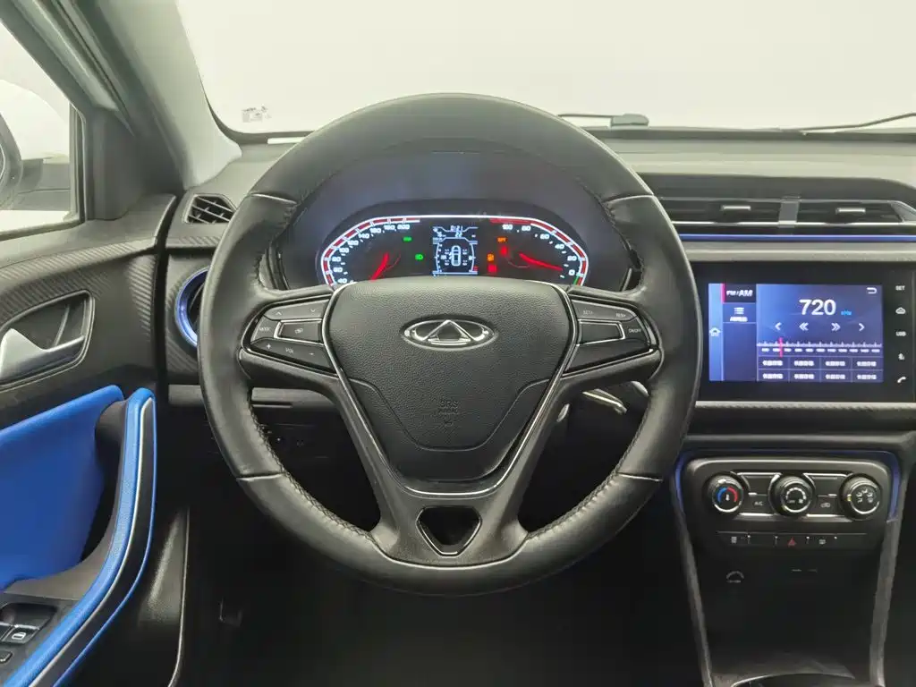 Chery New Energy Tiggo 3xe — фото 11