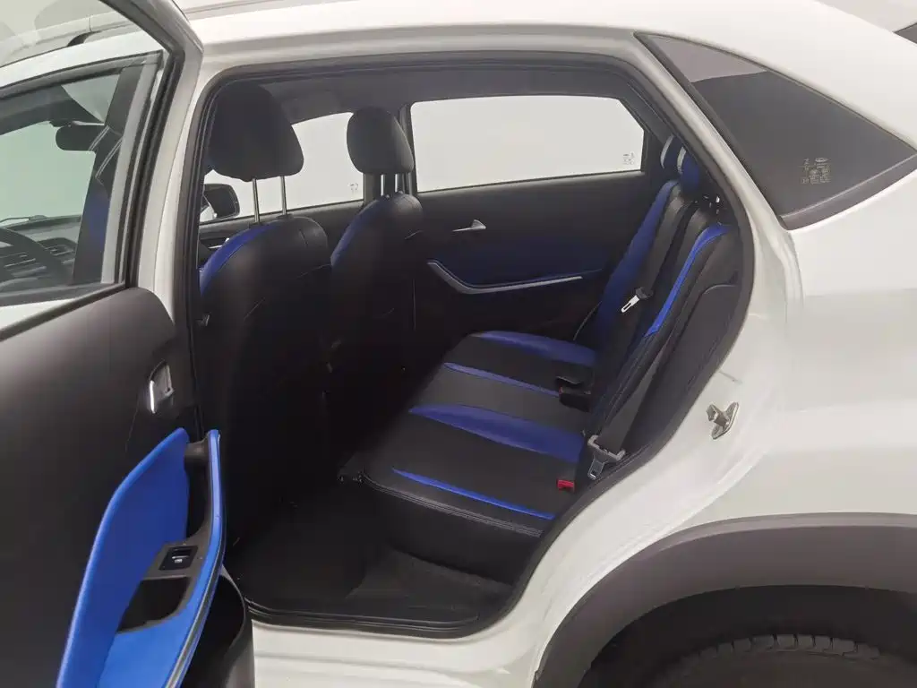 Chery New Energy Tiggo 3xe — фото 15