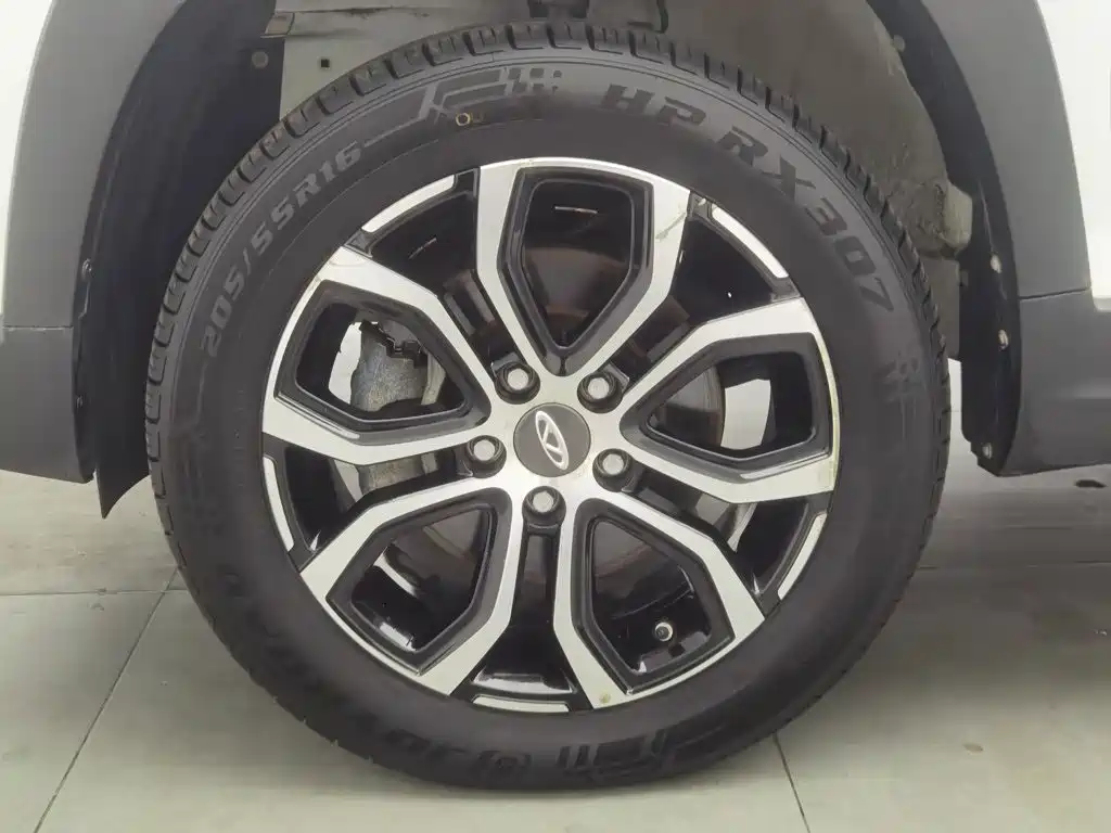 Chery New Energy Tiggo 3xe — фото 17