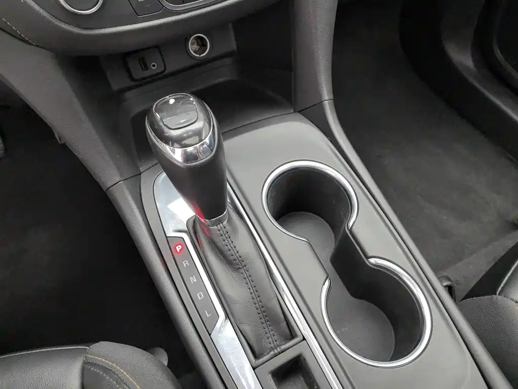 Chevrolet Equinox — фото 13