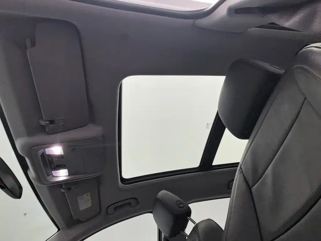 Chevrolet Equinox — фото 14