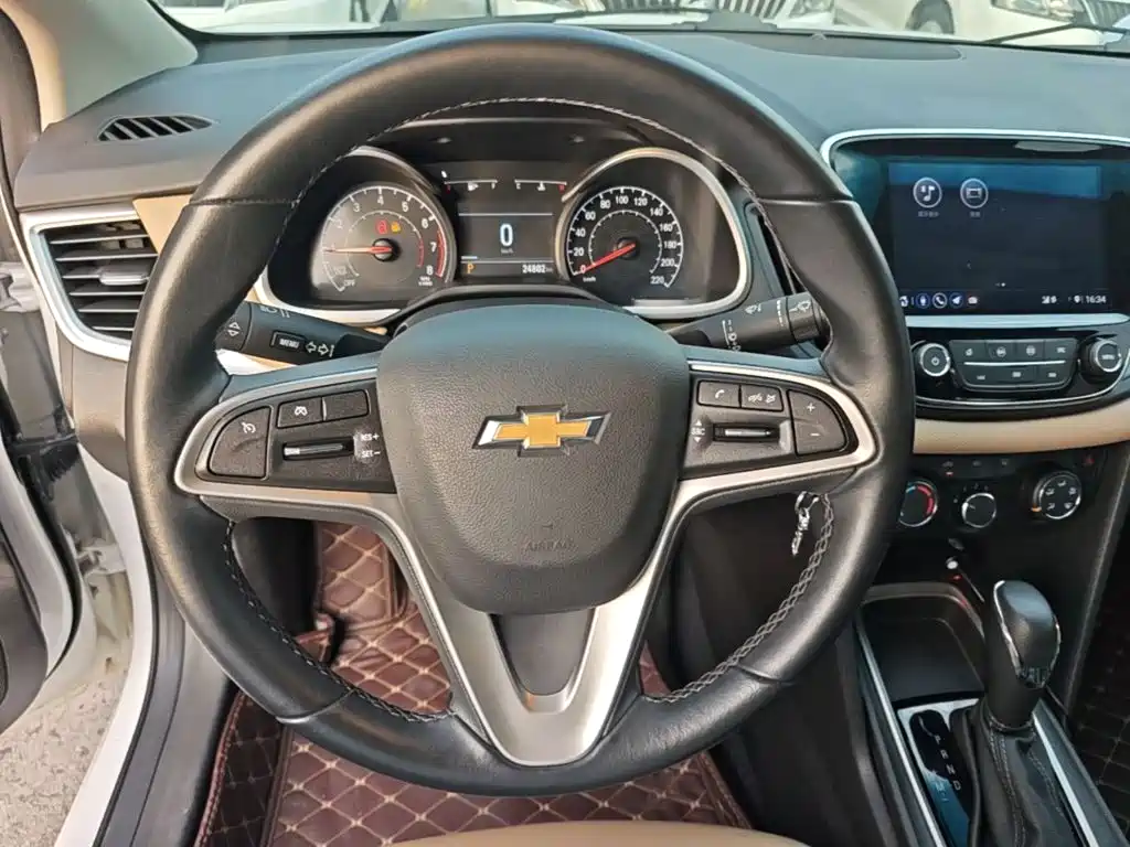 Chevrolet Monza — фото 11