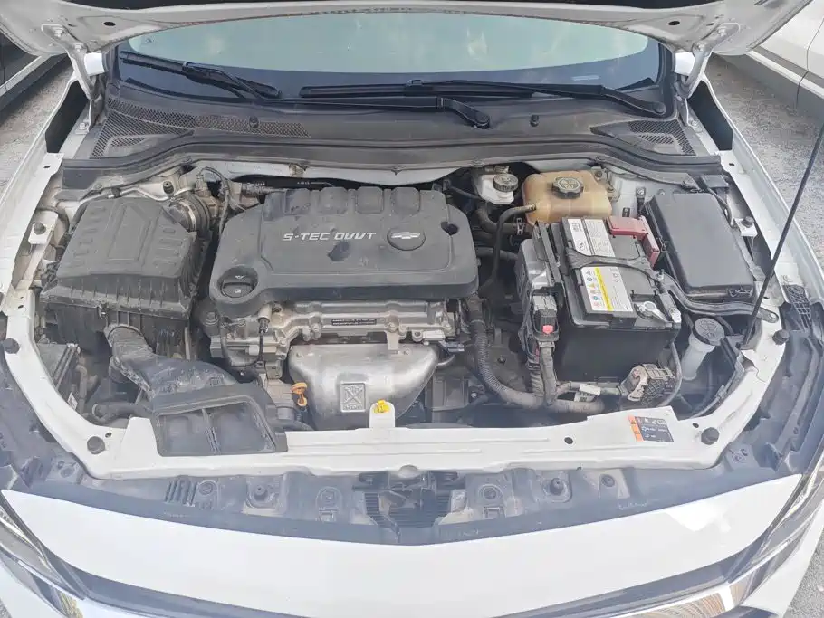 Chevrolet Monza — фото 10