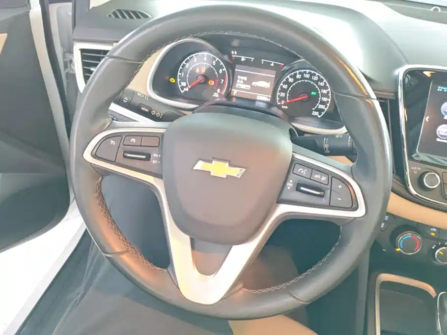 Chevrolet Monza — фото 15