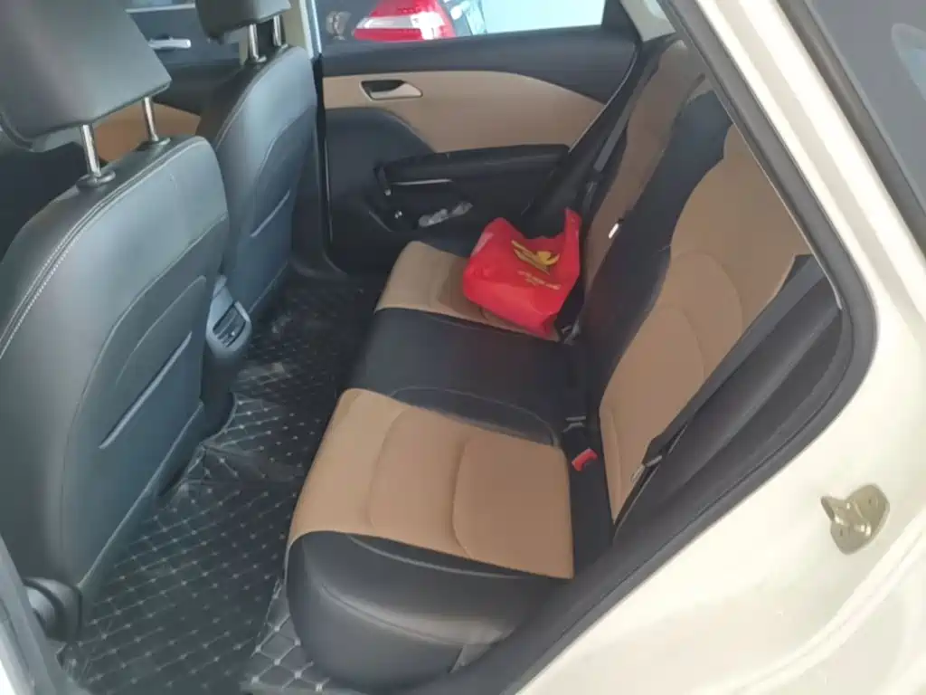 Chevrolet Monza — фото 17