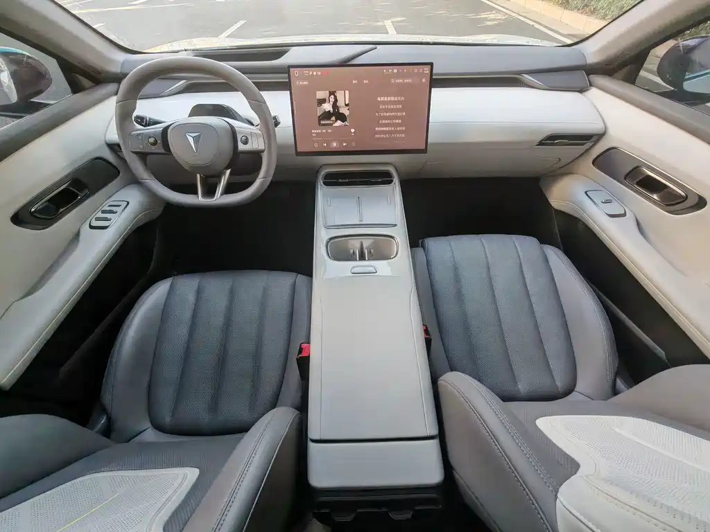 Deepal Deepal L06 — фото 6