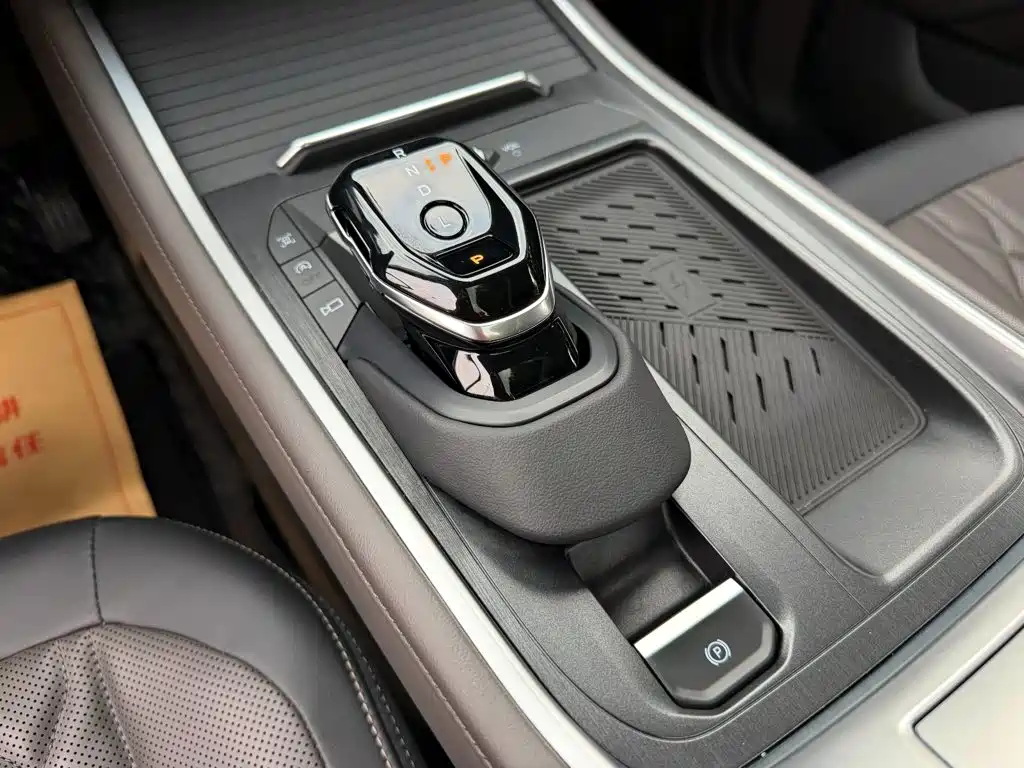Ford Edge — фото 9